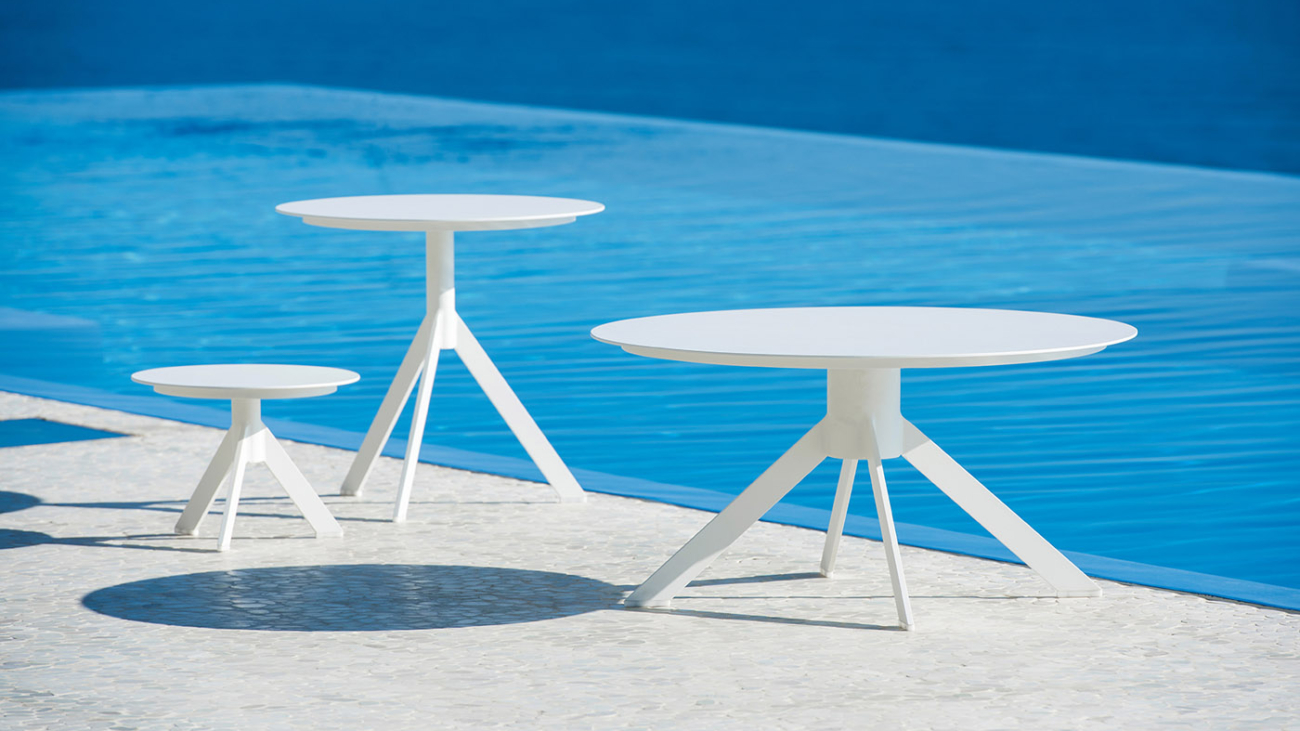 Jati-and-Kebon-Reef-kisasztal-kertibutor