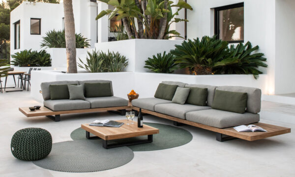 Jati and Kebon Truro ülőgarnitúra mediterrán kertben