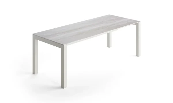 Forli étkezőasztal 4-6 személyes