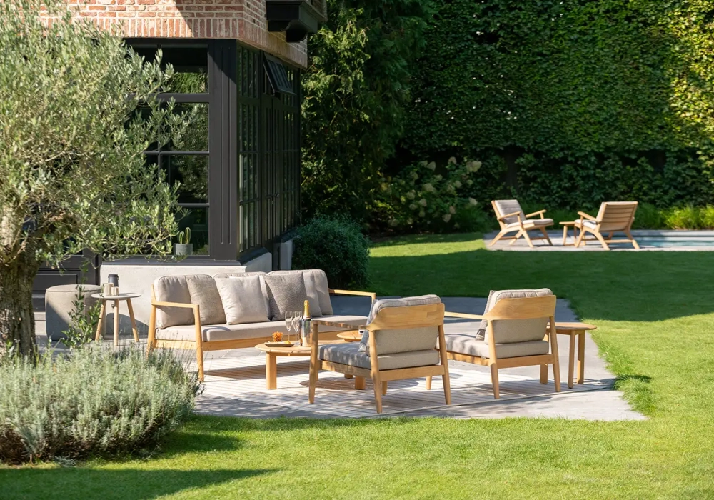 Tofino kerti teak kávézóasztal és ülőgarnitúra